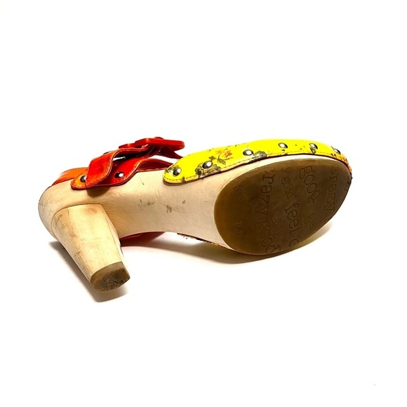 Vintage Y2K orange and yellow floral leather strappy heeled wooden clogs - Picture 8 of 8